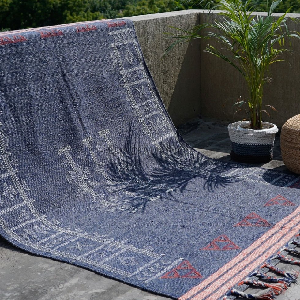 Alfombra india Kilim estilo antiguo