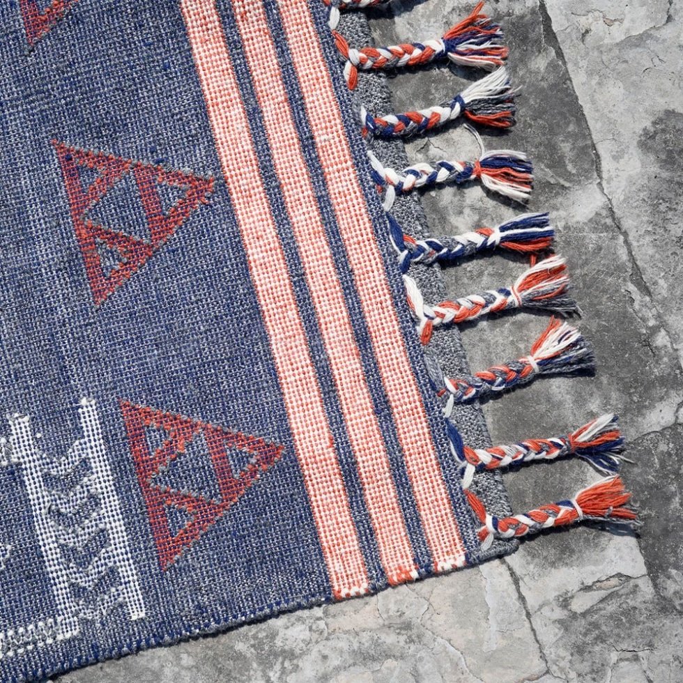 Alfombra india Kilim estilo antiguo