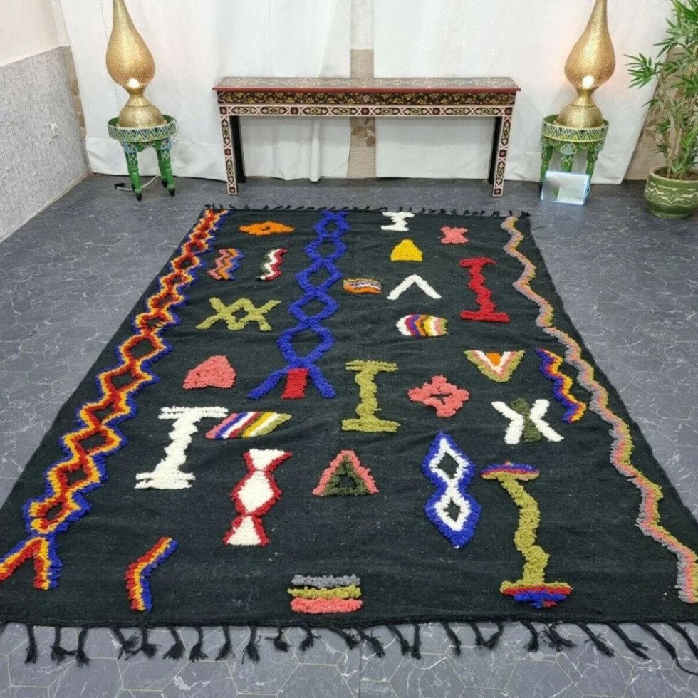 Alfombra bereber kilim negra