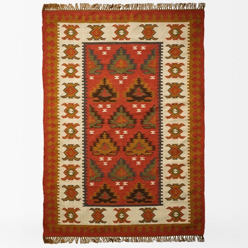 Alfombra kilim india de inspiración navideña