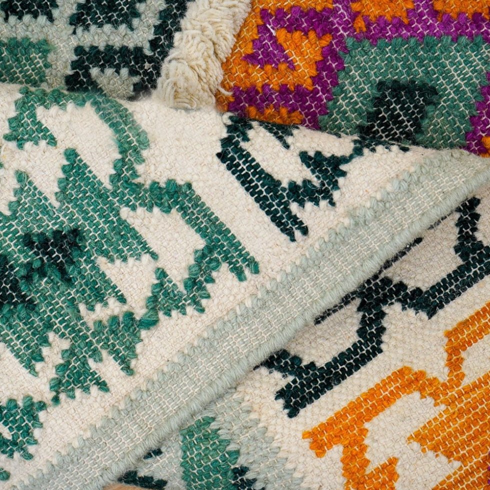 Alfombra kilim tradicional verde y amarilla