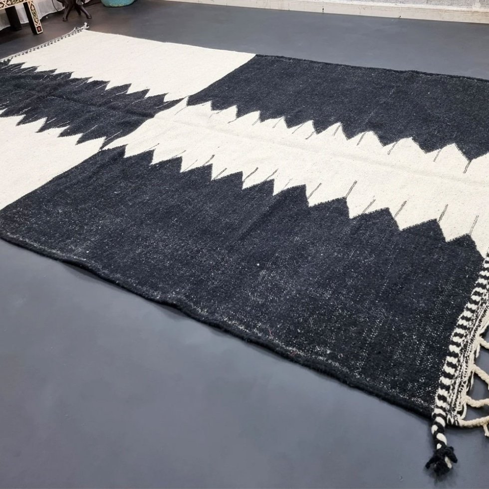 Alfombra kilim marroquí moderna hecha a mano
