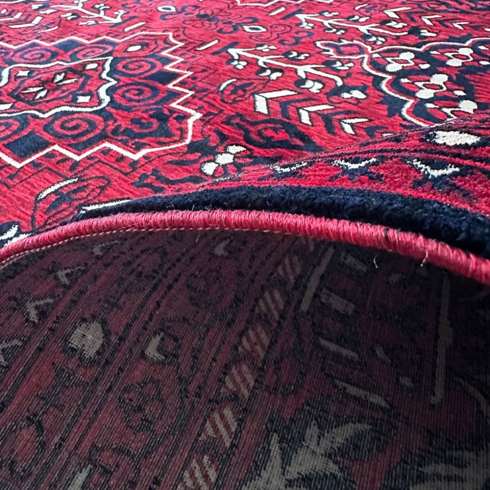 Alfombra grande roja estilo afgano