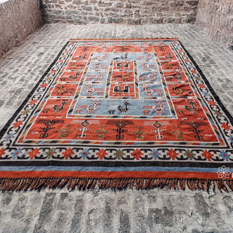 Alfombra kilim de estilo nativo americano