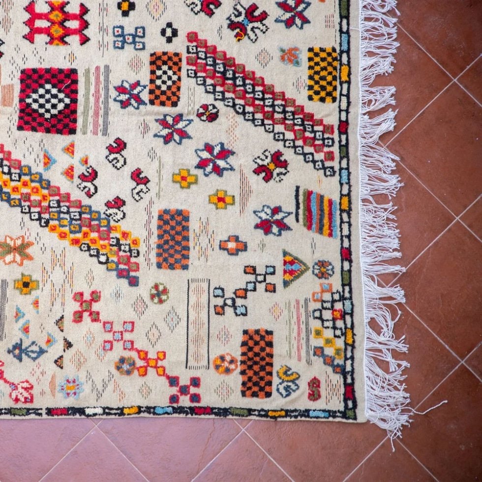 Alfombra blanca tradicional Akhnif bereber kilim