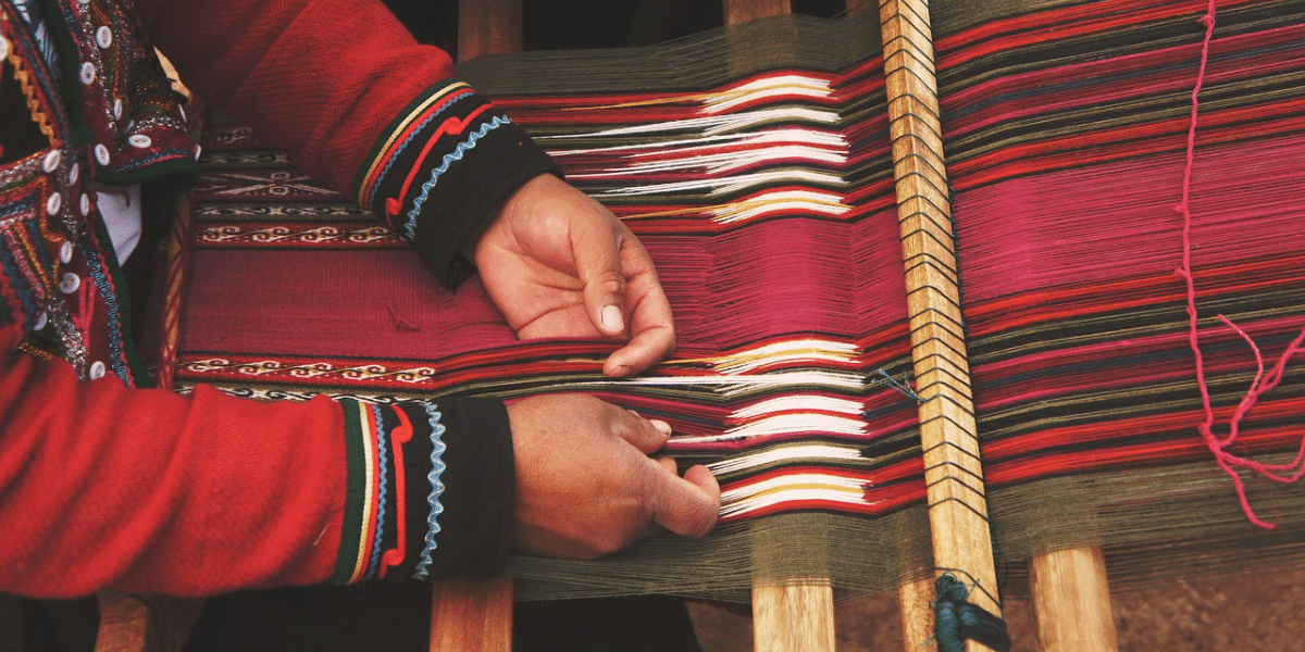 ¿Cómo se fabrica una alfombra kilim?