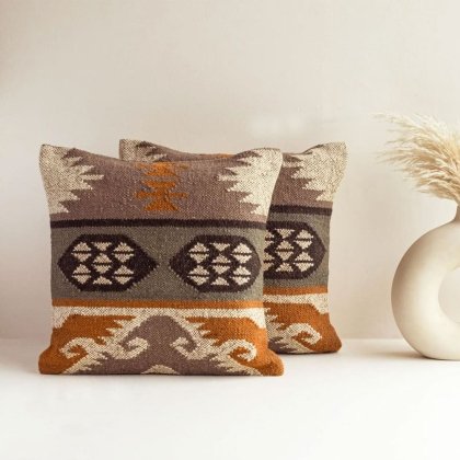 Cojines kilim antiguos