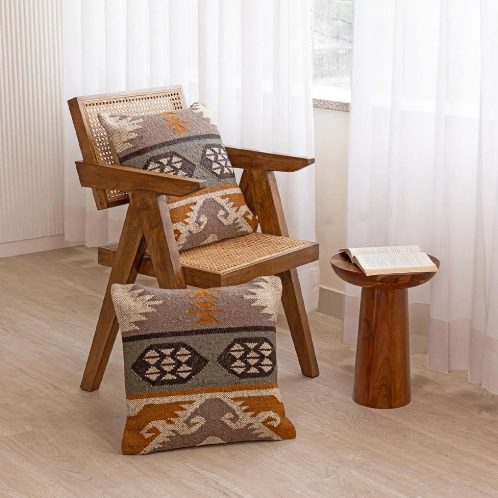 Cojines kilim antiguos