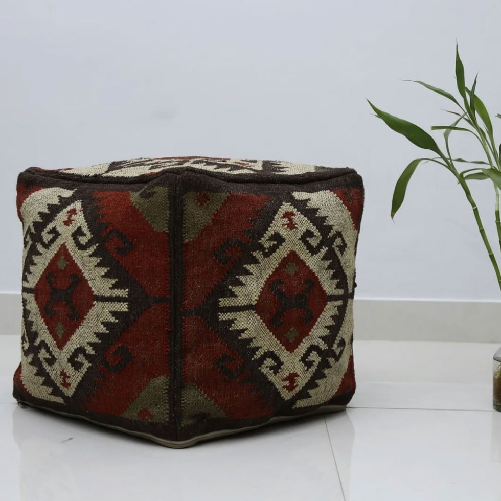 Puf otomano kilim hecho a mano