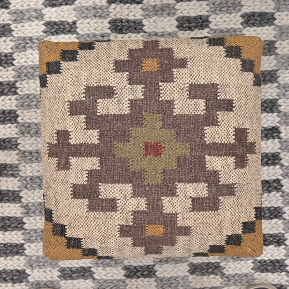 Taburete otomano de kilim cuadrado marfil ornamentado