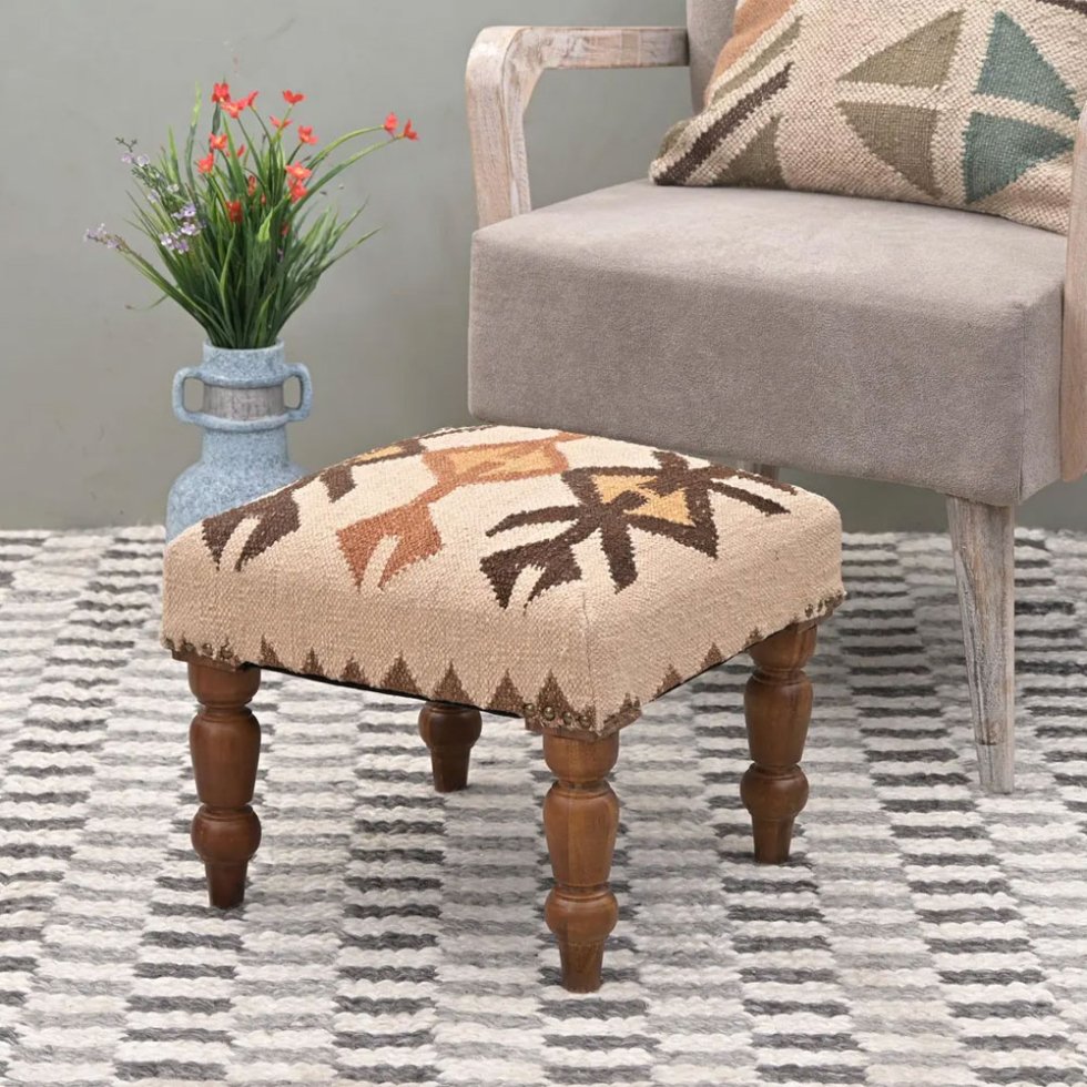 Puf otomano tribal kilim marfil