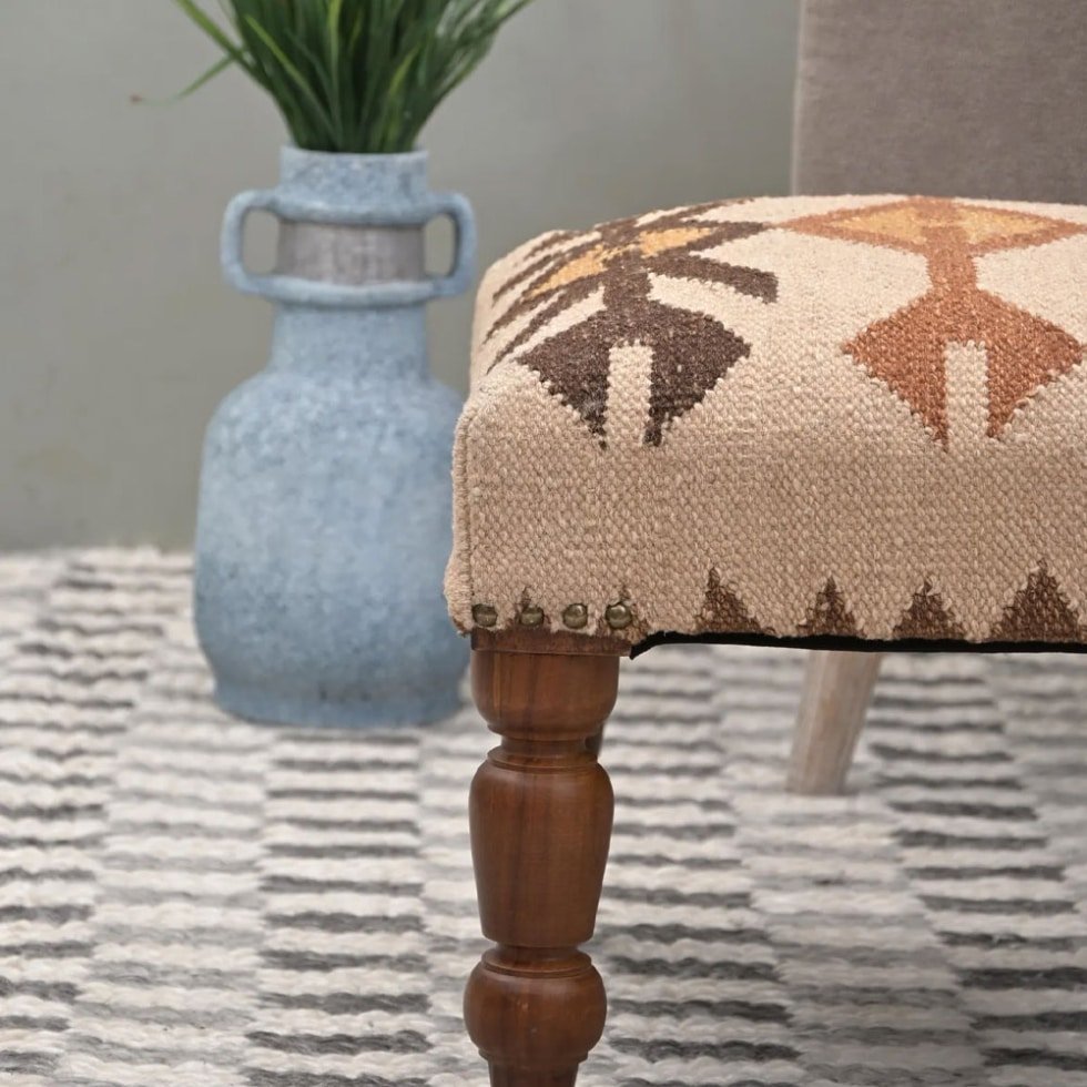 Puf otomano tribal kilim marfil