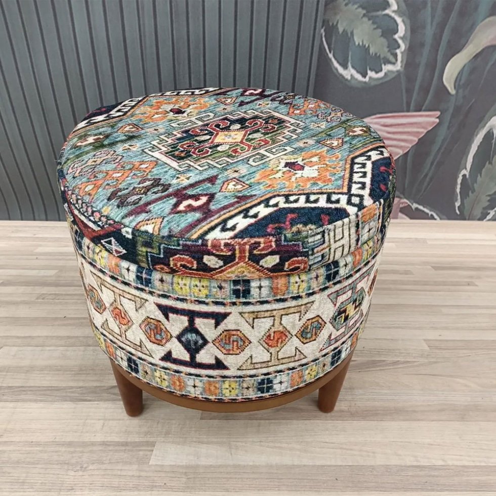 Otomana redonda de kilim turco con almacenaje