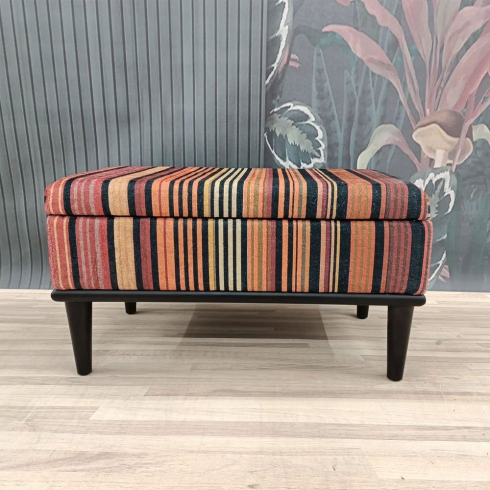 Mesa de centro otomana de kilim turco a rayas con almacenaje
